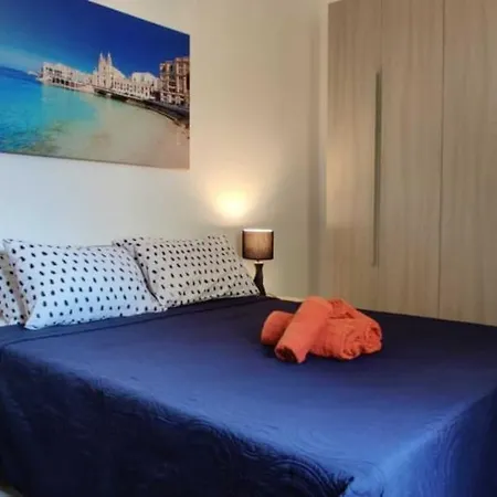 Shore Bridge ゲストハウス 2*