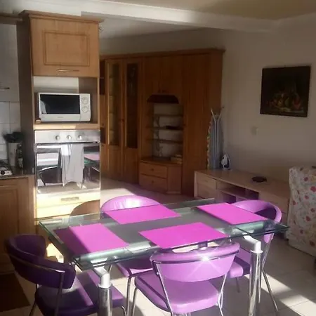 Shore Bridge ゲストハウス