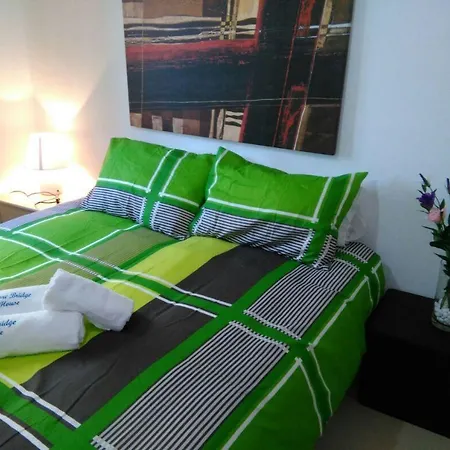 Shore Bridge בית הארחה Gzira