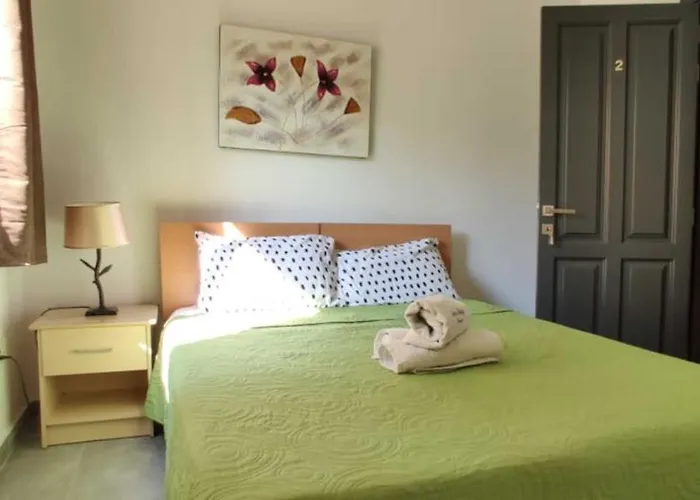 Shore Bridge Pensiune Gzira