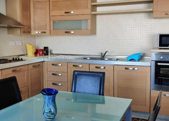 Pensiune Shore Bridge 2*