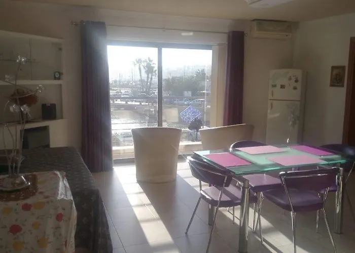 Shore Bridge Pensiune